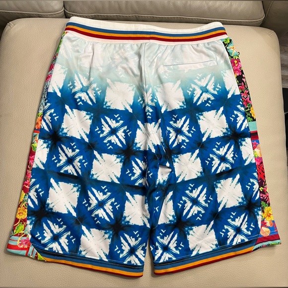 NWT - Robert Graham Men’s Limited Edition Classic Fit Basketball Shorts - Size L - Picture 9 of 12